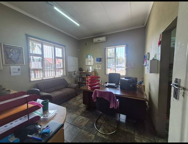 OFFICE FOR SALE IN PIETERMARITZBURG CENTRAL